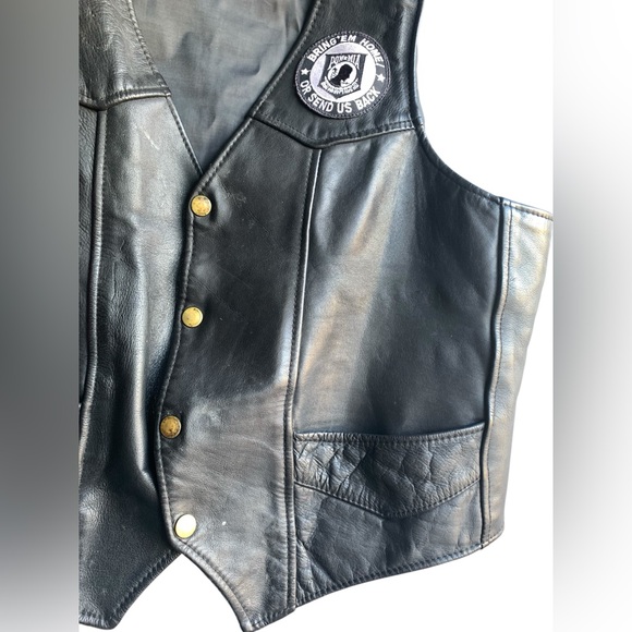 Vintage Mens Black Leather Snap Vest Vietnam War Patches Memorial Prisoner War - Picture 3 of 8